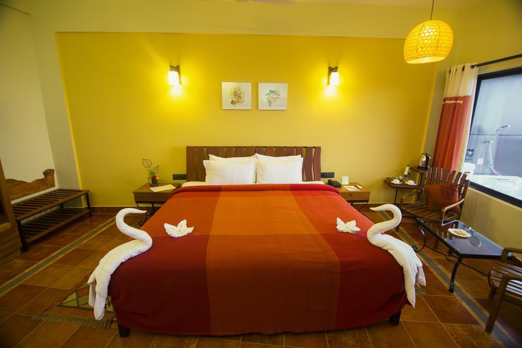 Forest Glade Resorts Chithirapuram Rum bild