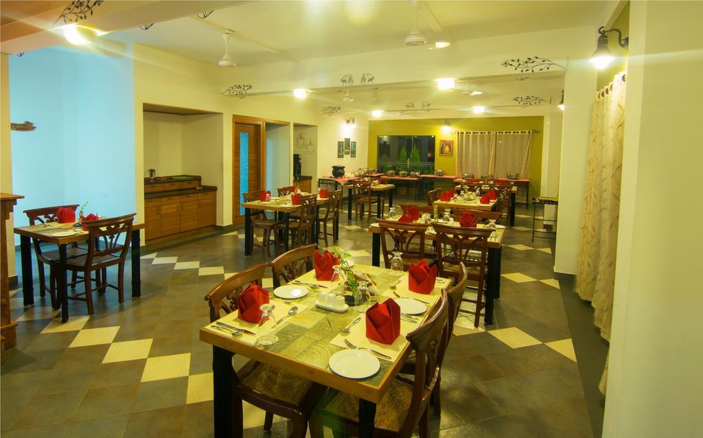 Forest Glade Resorts Chithirapuram Exteriör bild